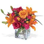  Kars çiçek online çiçek siparişi  cam yada mika Vazo içerisinde karisik mevsim çiçekleri